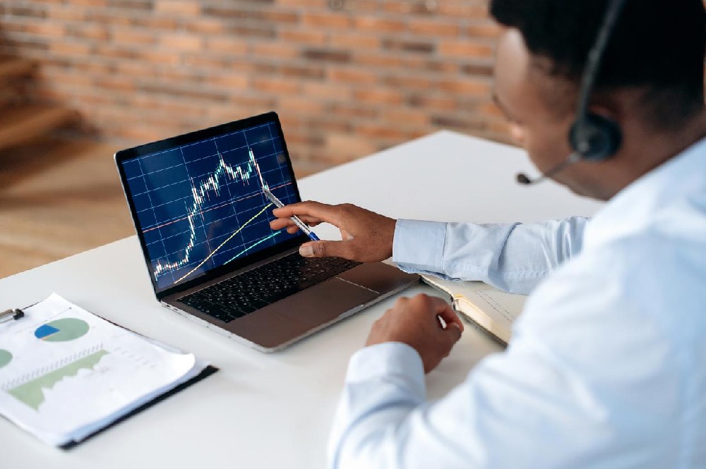 CFD交易全景解析：从运作机制到风险管理的投资指南-Ace Markets交易平台