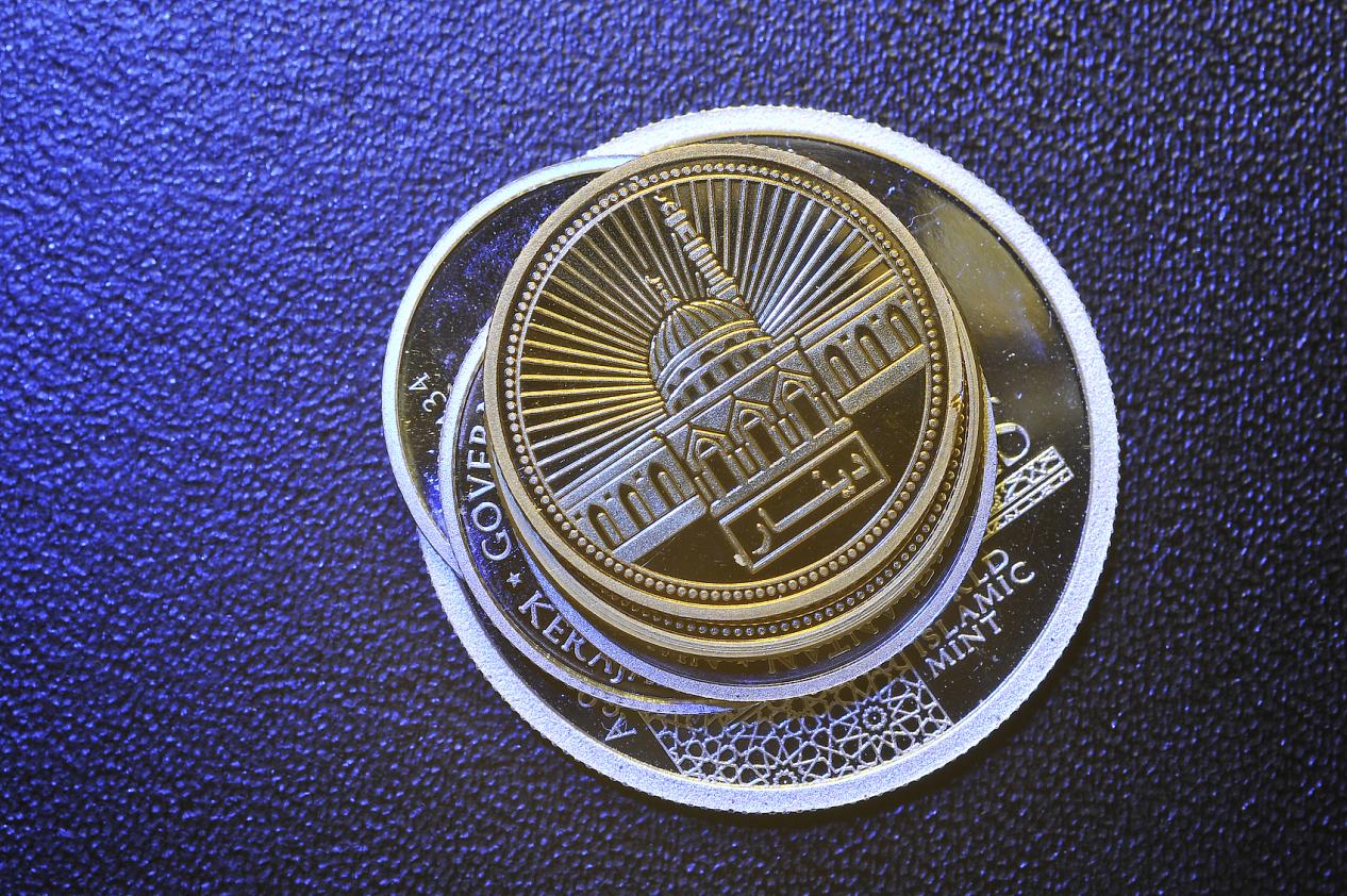 贵金属交易中的“品种性格”:黄金与白银为何不能用同一套参数 贵金属交易中的“品种性格”:黄金与白银为何不能用同一套参数